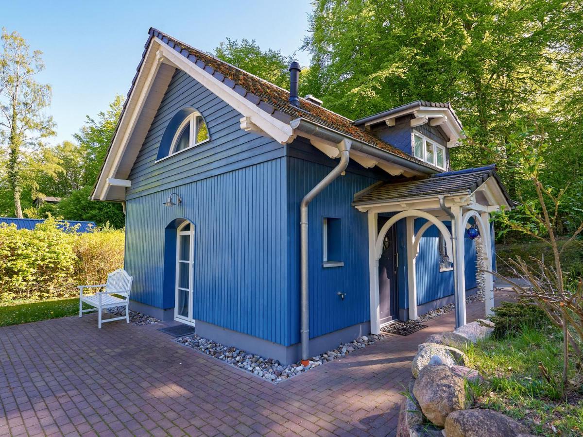 Blaues Strandhaus Sellin Exterior photo